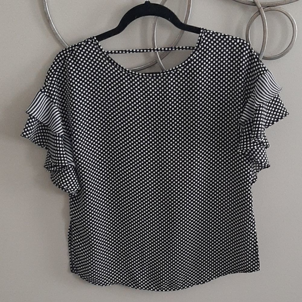 NWT black/white polka dot flutter sleeve top